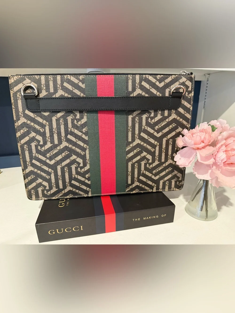 Gucci GG Bee Messenger Bag Unisex